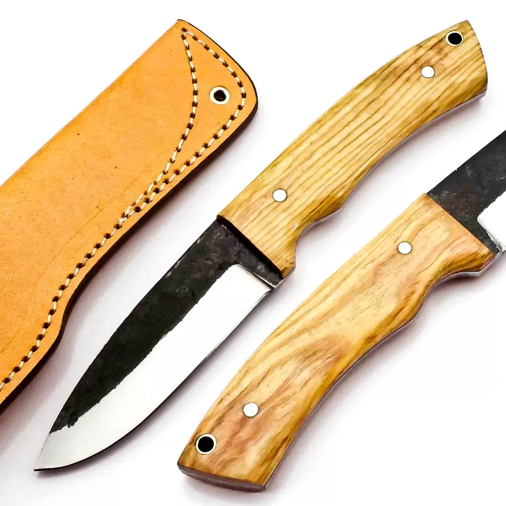 carbon-steel-knives-982033-1736871456